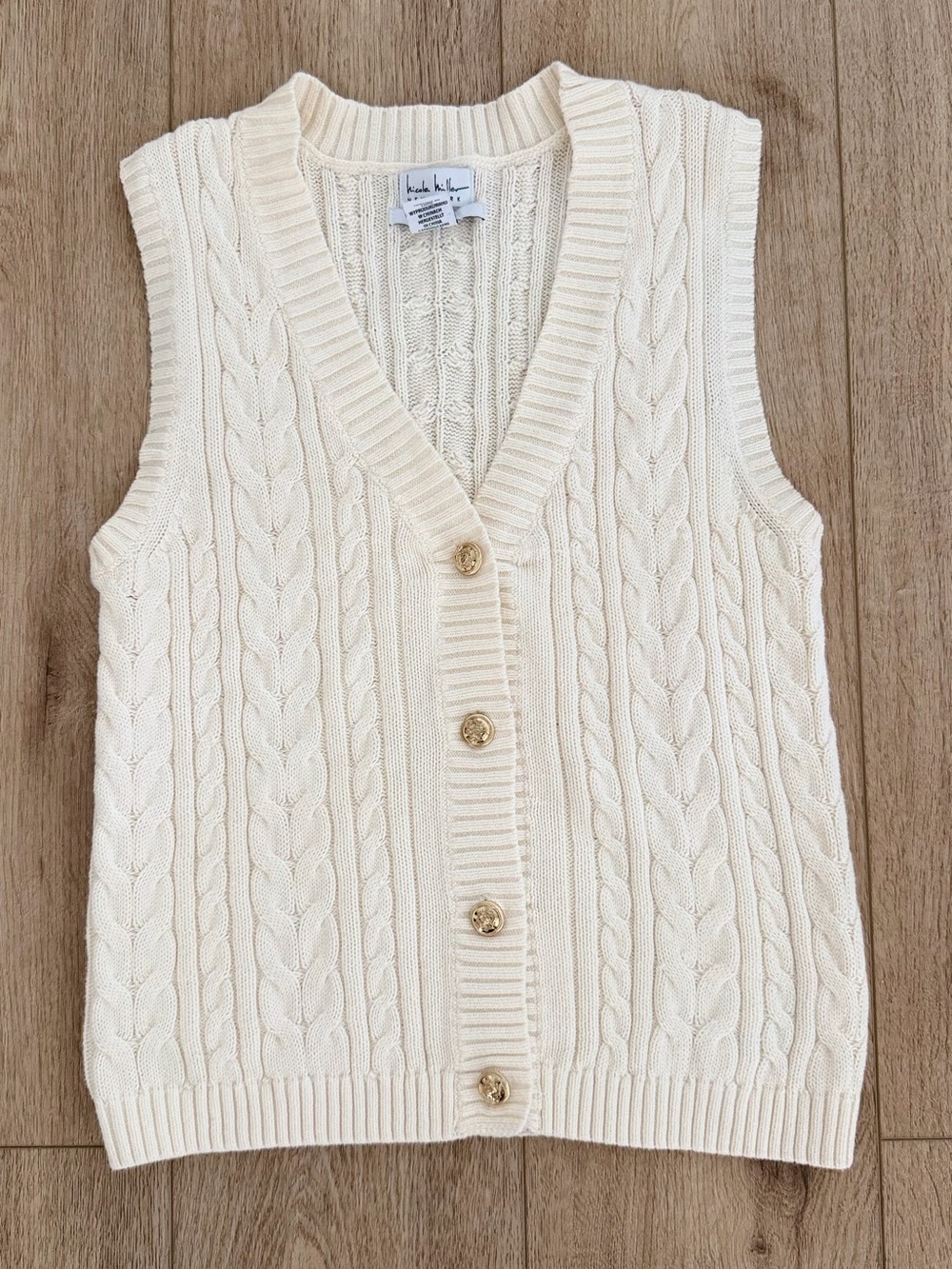 Nicole Miller Cream Cable-Knit V-Neck Button Sweater Vest